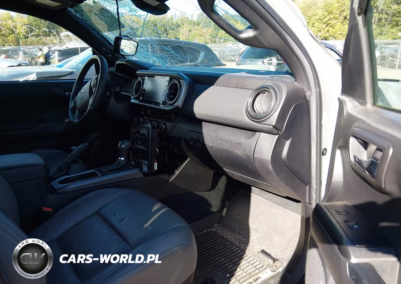 2022 Toyota Tacoma Trd Off Road VIN:3TMCZ5AN5NM490370 - 5