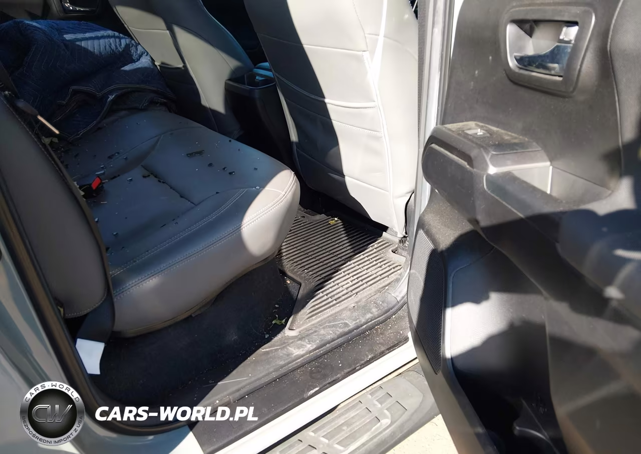 2022 Toyota Tacoma Trd Off Road VIN:3TMCZ5AN5NM490370 - 8