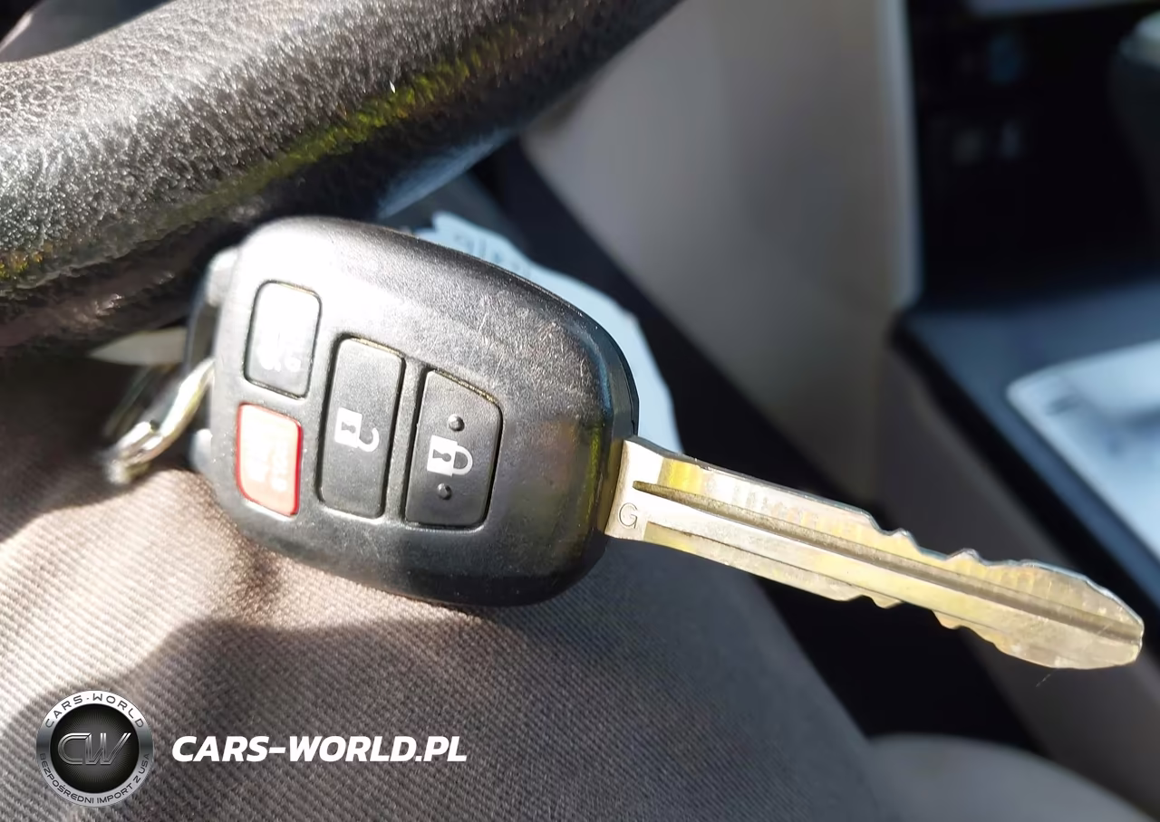 2012 Toyota Camry Le VIN:4T1BF1FK1CU136152 - 11