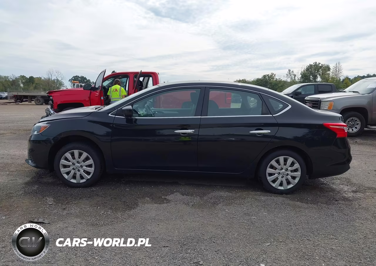 2017 Nissan Sentra S VIN:3N1AB7AP8HY345705 - 15