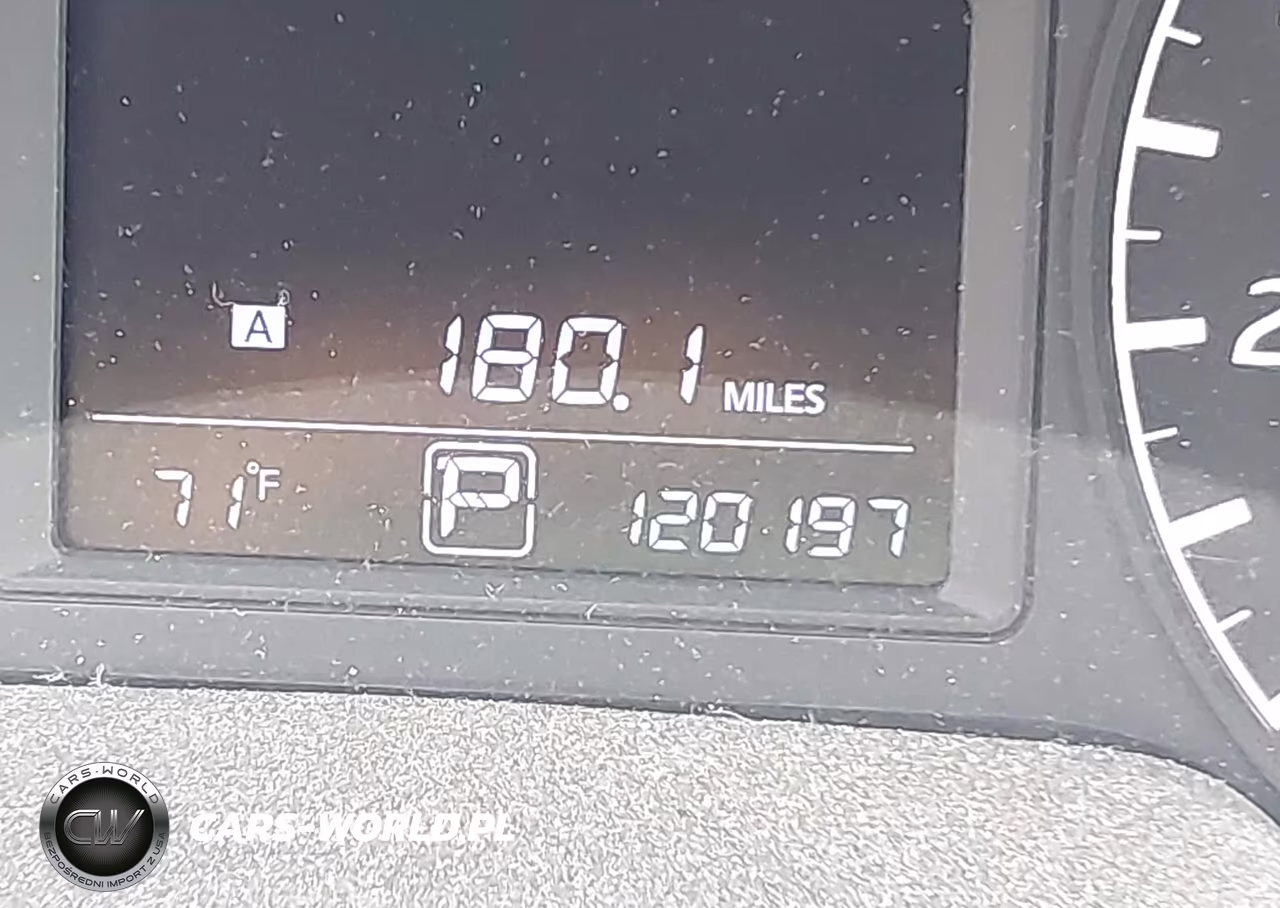 2017 Nissan Sentra S VIN:3N1AB7AP8HY345705 - 16