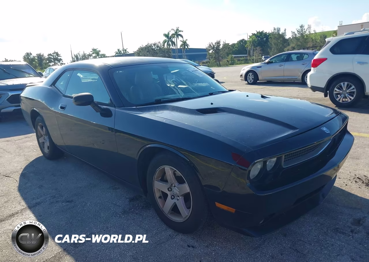 2010 Dodge Challenger Se