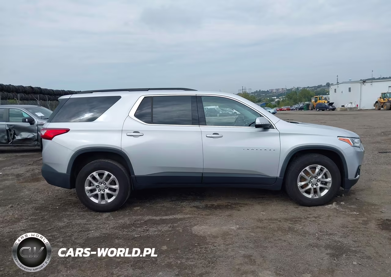 2021 Chevrolet Traverse Awd Lt Cloth VIN:1GNEVGKW8MJ252779 - 13