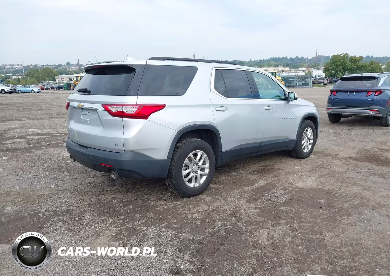 2021 Chevrolet Traverse Awd Lt Cloth VIN:1GNEVGKW8MJ252779 - 4