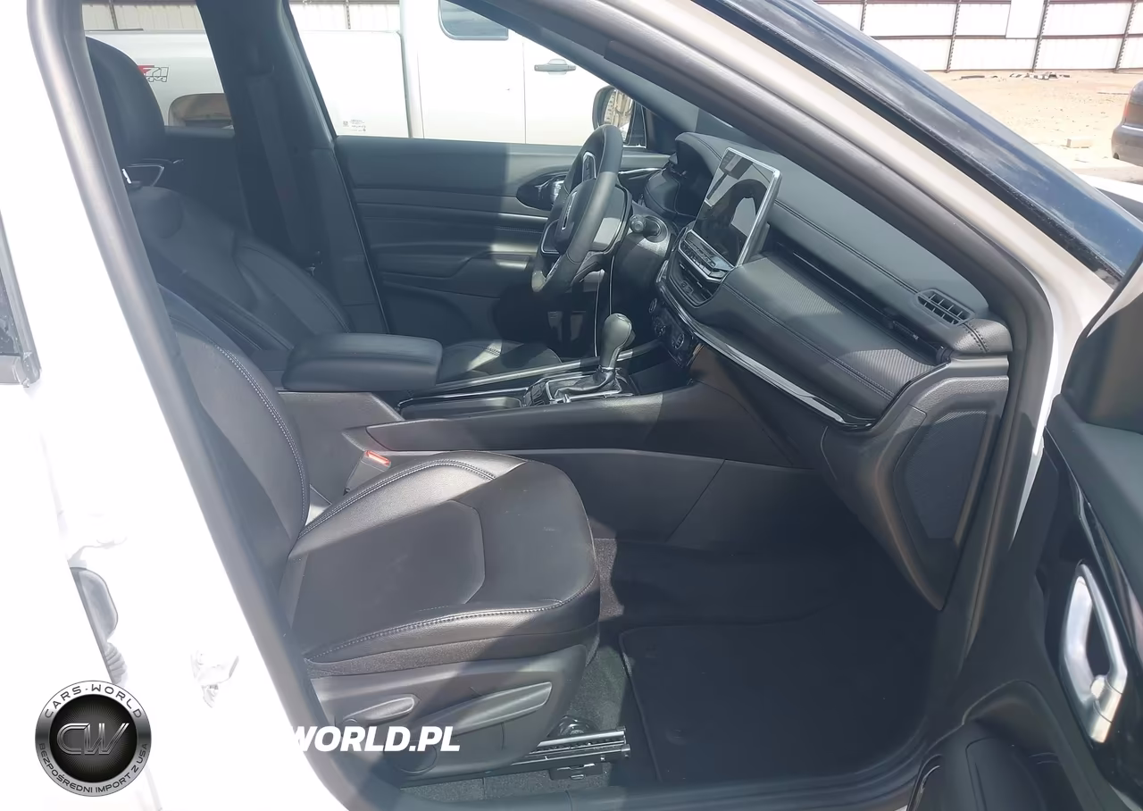 2026 Jeep Compass Limited Altitude VIN:3C4NJDCN6TT279799 - 5