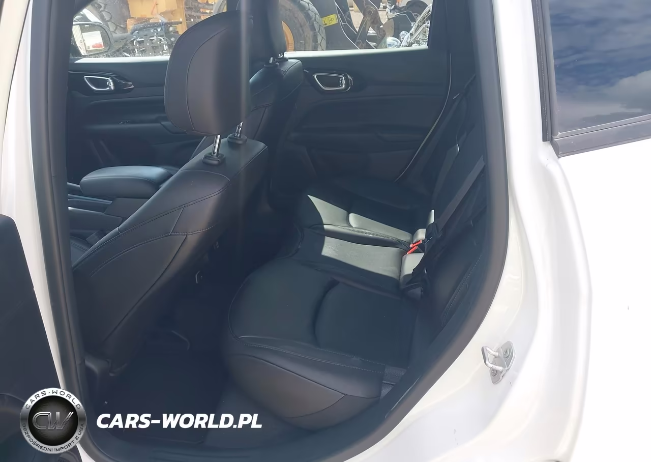 2026 Jeep Compass Limited Altitude VIN:3C4NJDCN6TT279799 - 8