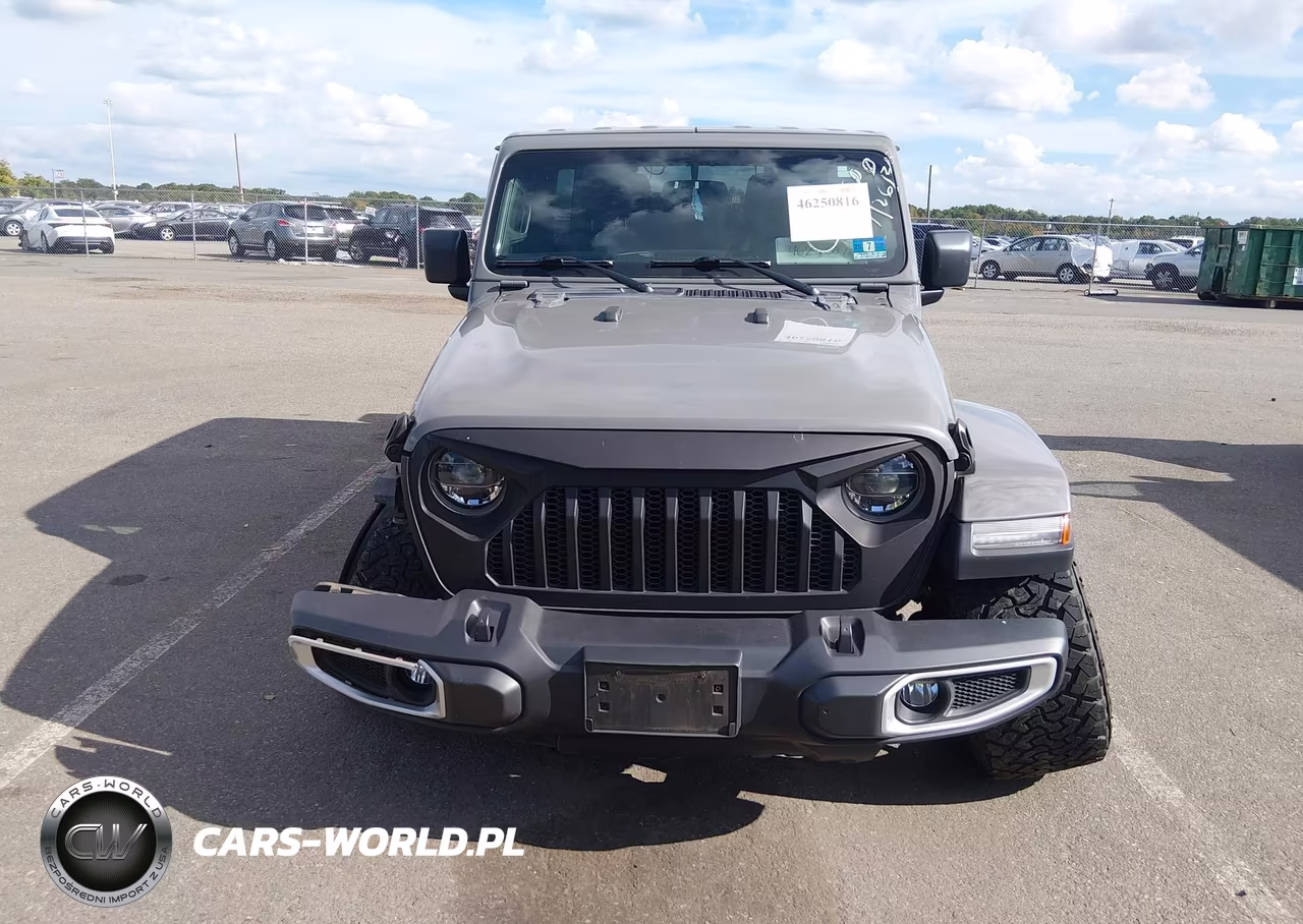 2018 Jeep Wrangler Unlimited Sahara 4X4 VIN:1C4HJXEN9JW292100 - 12