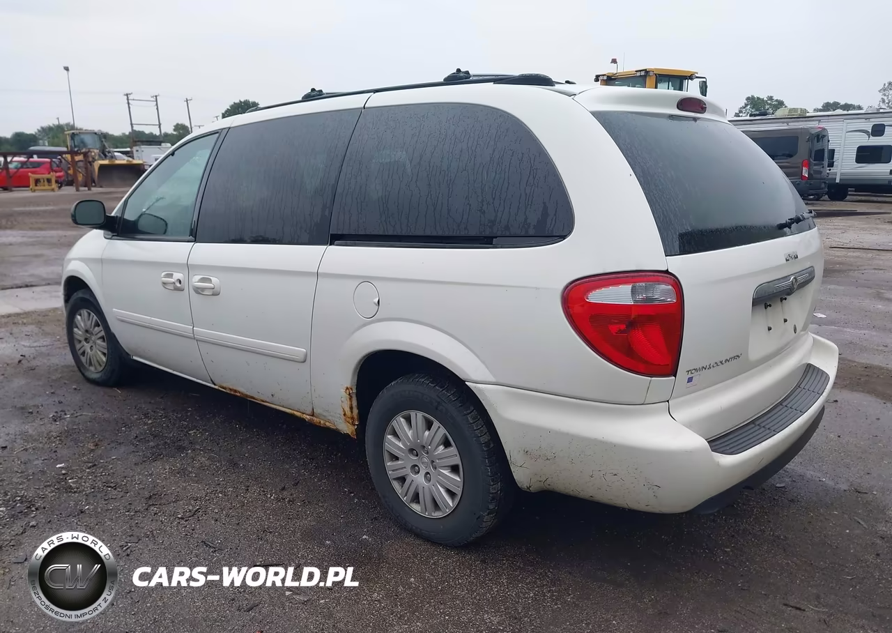 2005 Chrysler Town & Country Lx VIN:2C4GP44R85R123861 - 3