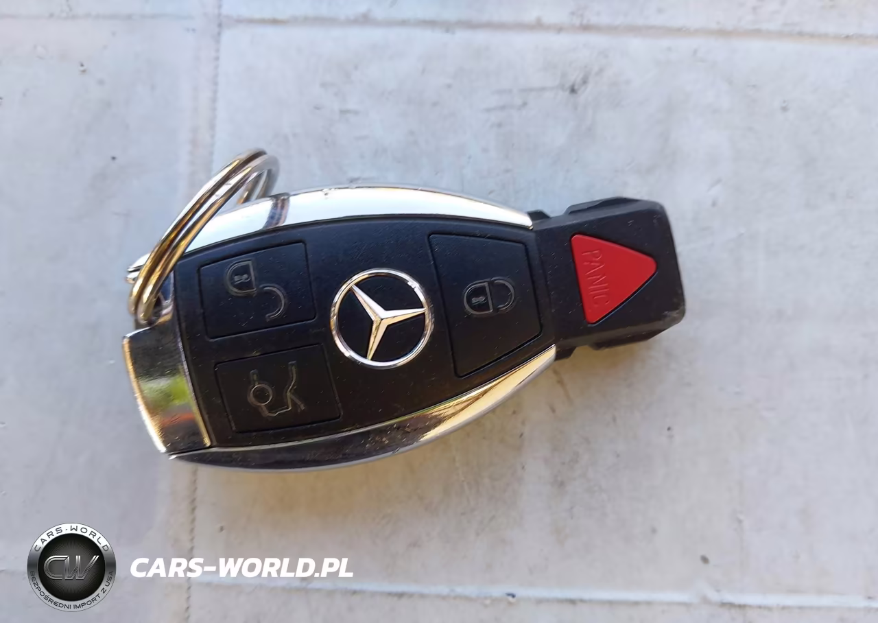 2017 Mercedes-Benz C 300 4Matic VIN:55SWF4KB5HU224052 - 11