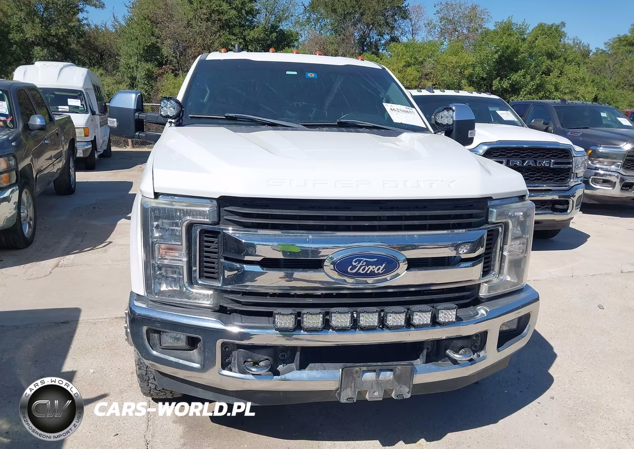 2019 Ford F-350 Xlt VIN:1FT8W3DT9KEC77890 - 12
