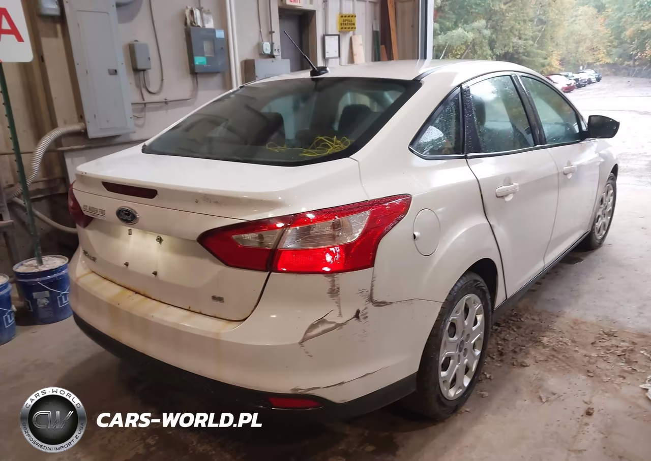 2012 Ford Focus Se VIN:1FAHP3F26CL425675 - 6