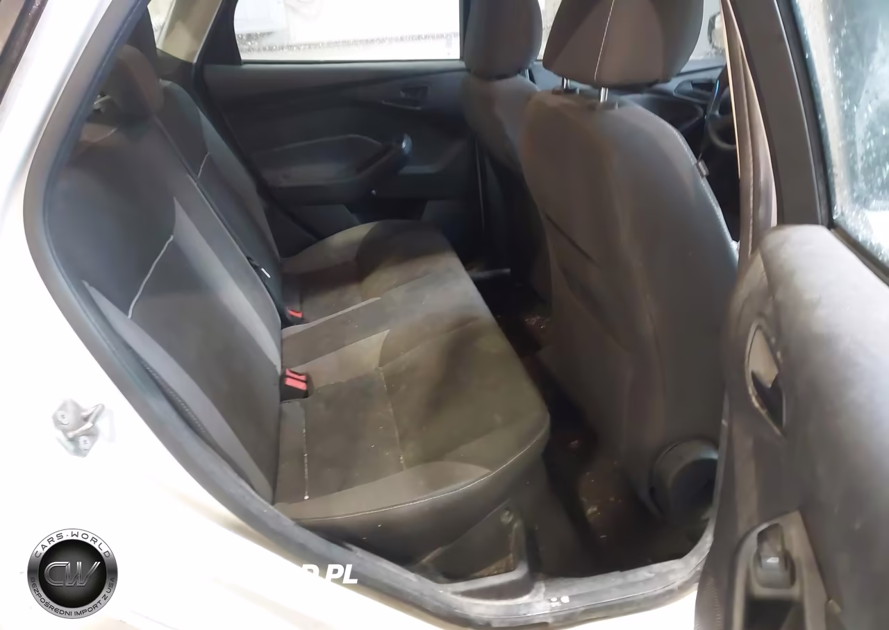 2012 Ford Focus Se VIN:1FAHP3F26CL425675 - 8