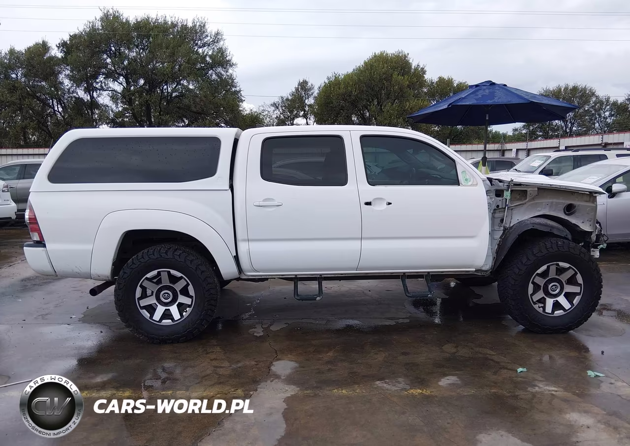 2012 Toyota Tacoma Base V6 VIN:5TFLU4EN6CX025896 - 14
