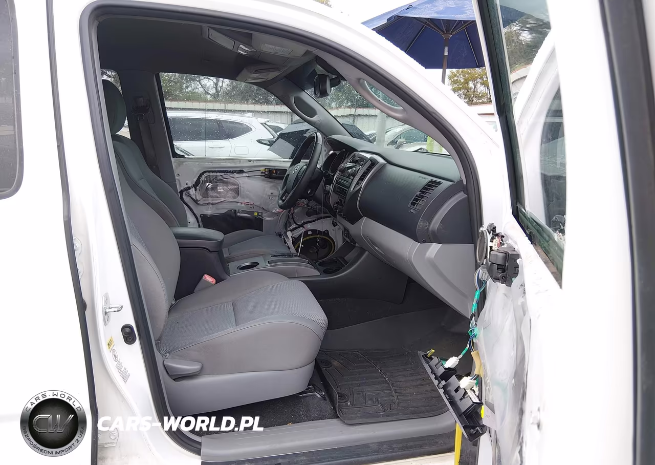 2012 Toyota Tacoma Base V6 VIN:5TFLU4EN6CX025896 - 5