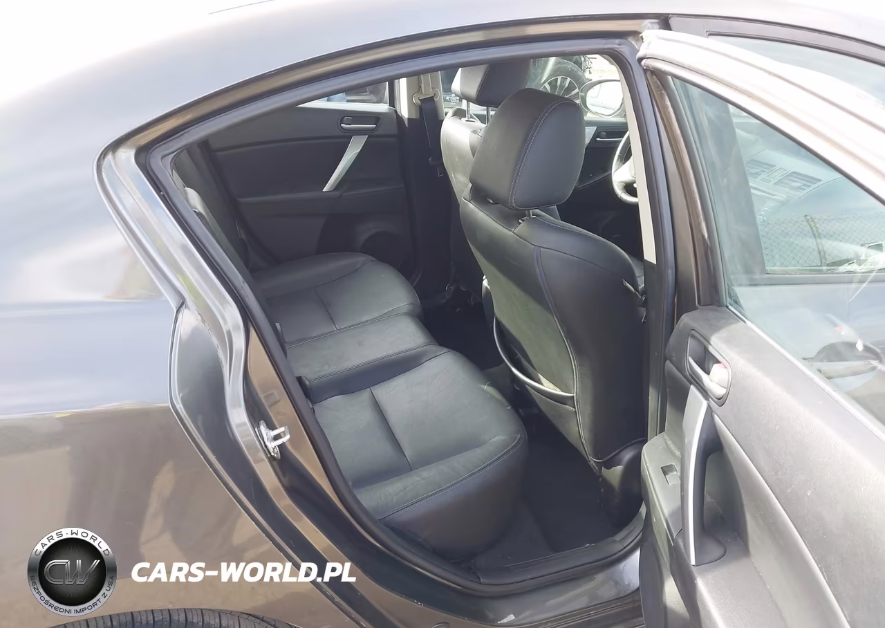 2013 Mazda Mazda3 I Grand Touring VIN:JM1BL1W76D1797431 - 8