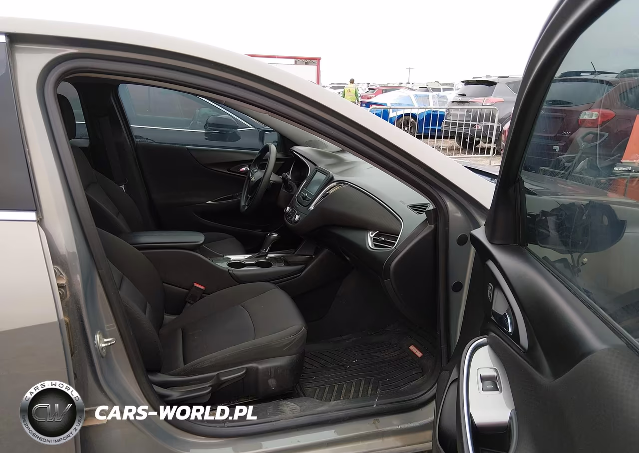 2018 Chevrolet Malibu Lt VIN:1G1ZD5ST6JF196291 - 5