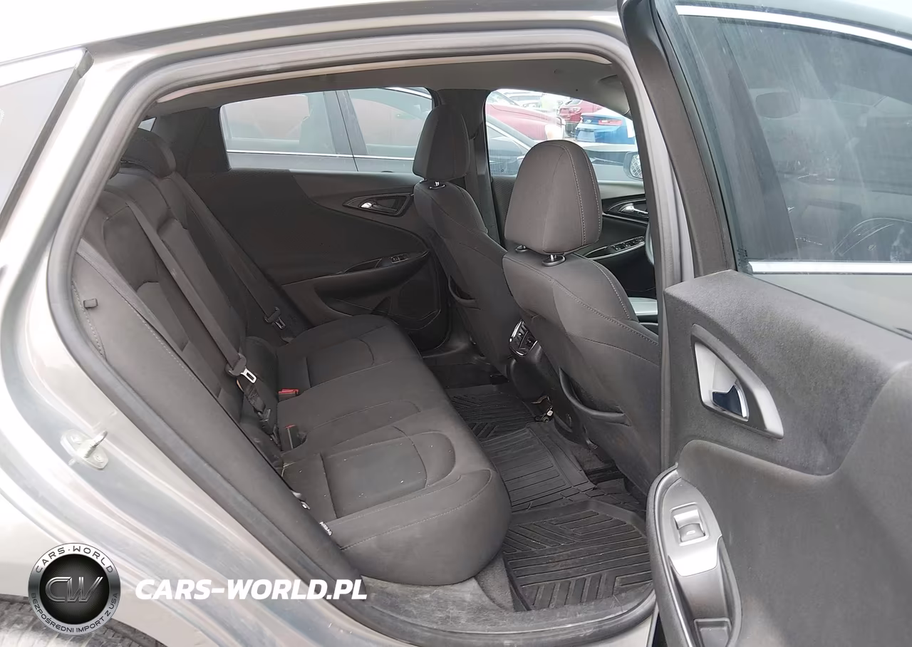 2018 Chevrolet Malibu Lt VIN:1G1ZD5ST6JF196291 - 8