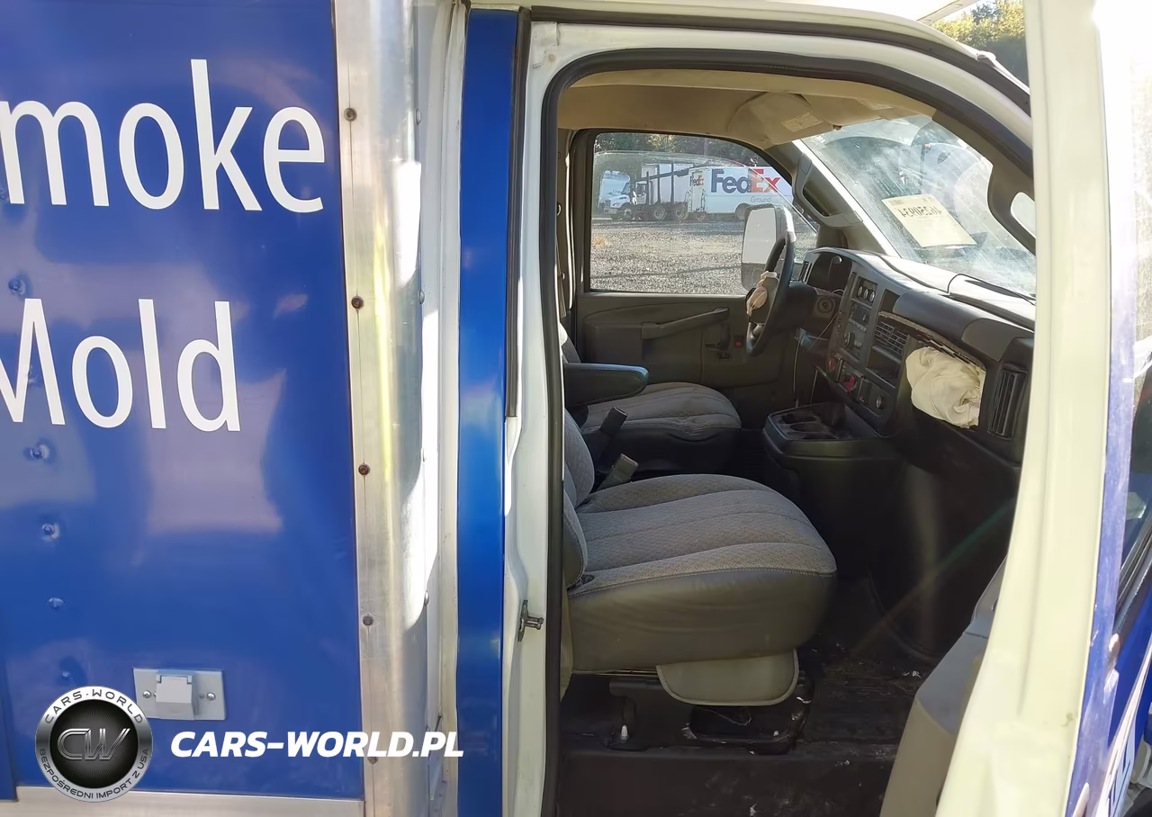 2016 GMC Savana Cutaway 4500 VIN:1GD67UCG7G1183077 - 7