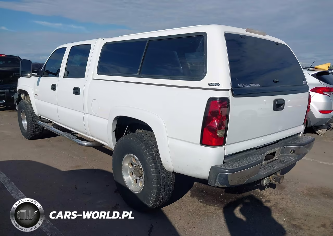 2004 Chevrolet Silverado 2500Hd Ls VIN:1GCHK23154F158219 - 3