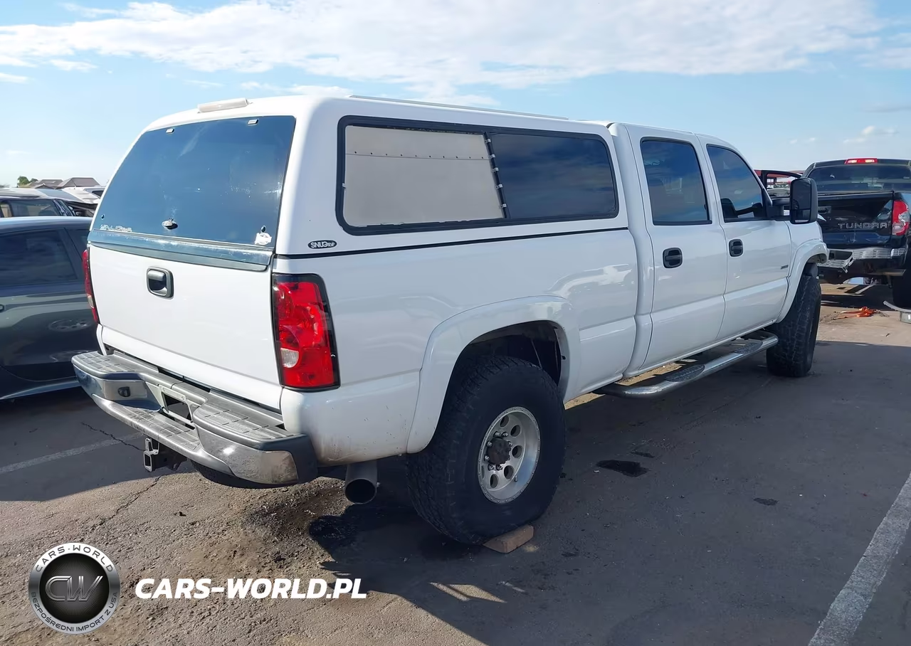 2004 Chevrolet Silverado 2500Hd Ls VIN:1GCHK23154F158219 - 4
