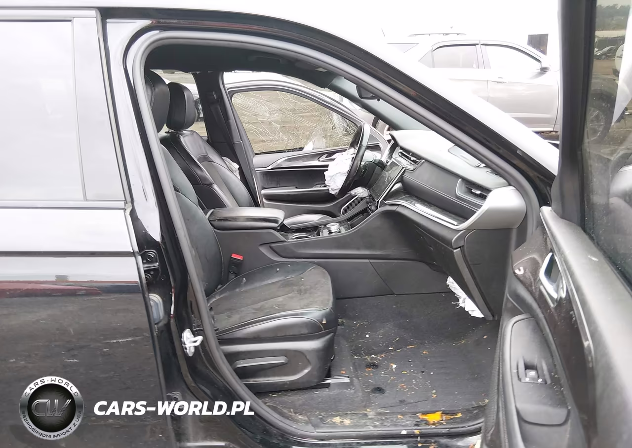 2022 Jeep Grand Cherokee L Altitude 4X4 VIN:1C4RJKAG8N8525778 - 5