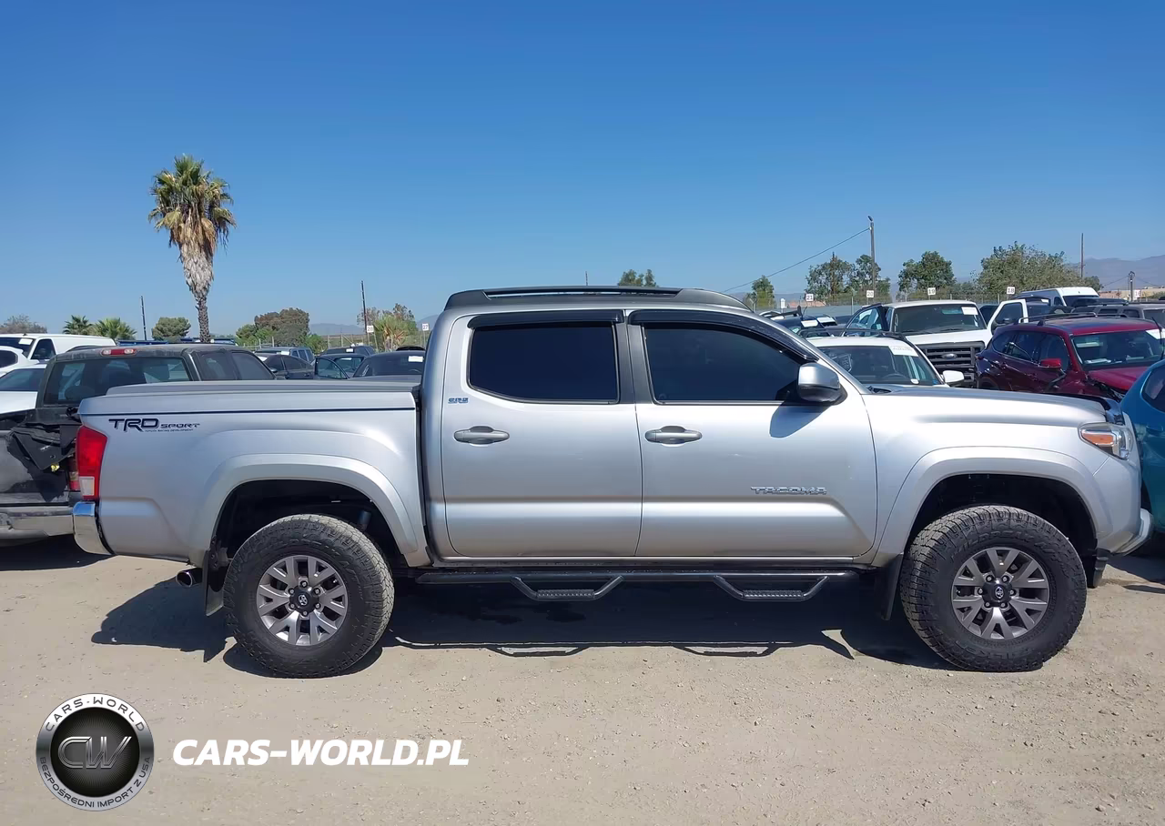 2016 Toyota Tacoma Sr5 V6 VIN:3TMAZ5CN8GM013553 - 13