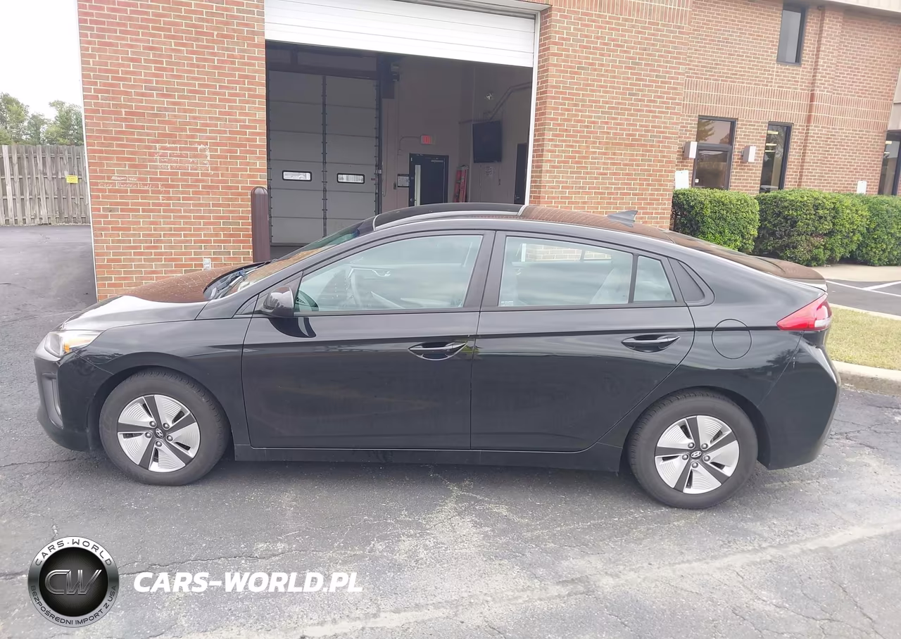 2021 Hyundai Ioniq Hybrid Blue VIN:KMHC65LC5MU247569 - 14