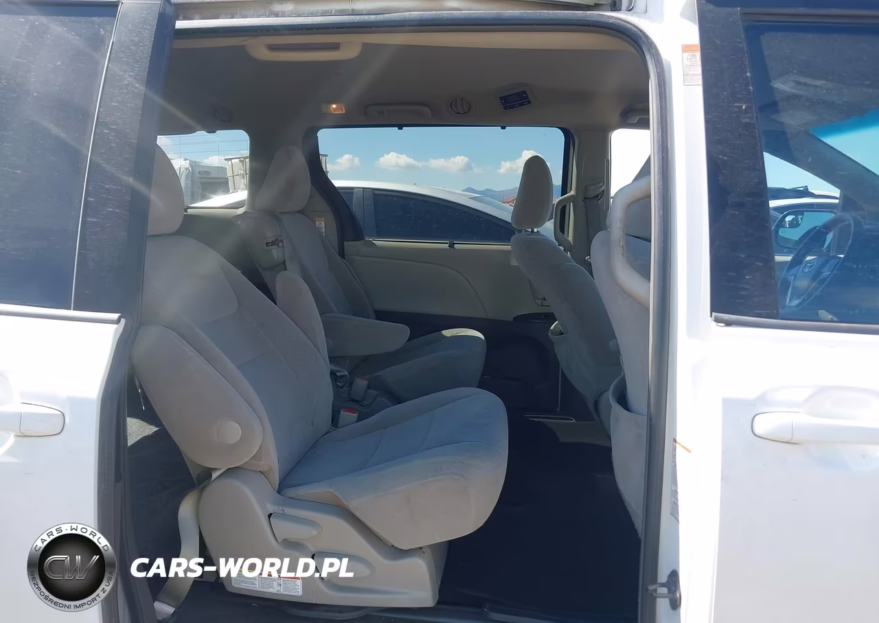 2015 Toyota Sienna Le 8 Passenger VIN:5TDKK3DC4FS618761 - 8