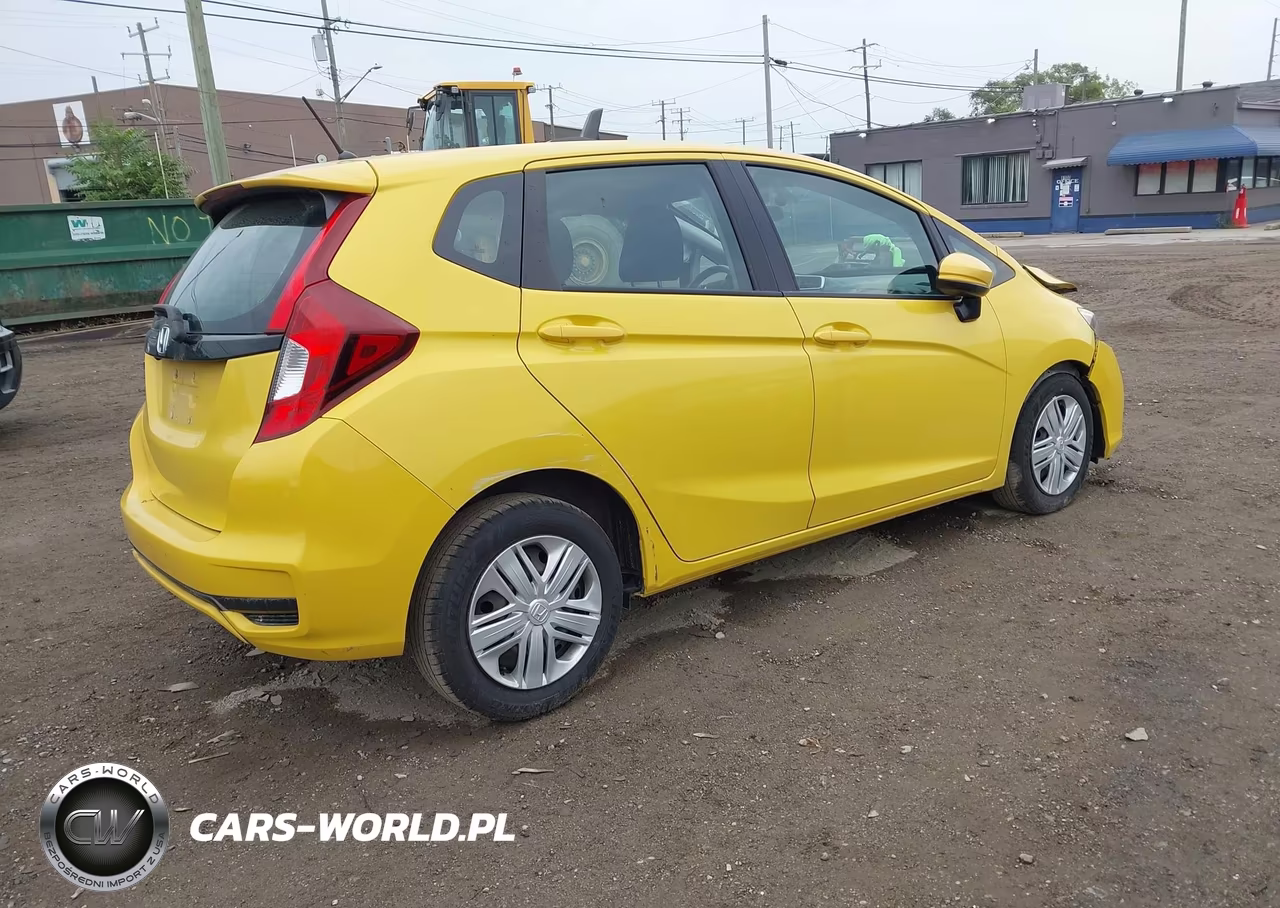 2018 Honda Fit Lx VIN:3HGGK5G40JM712135 - 4