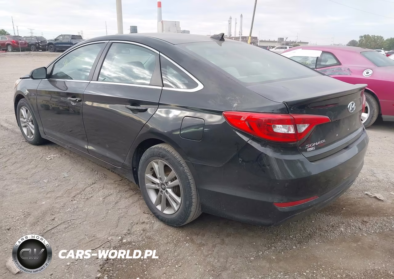 2016 Hyundai Sonata VIN:5NPE24AF9GH398672 - 3