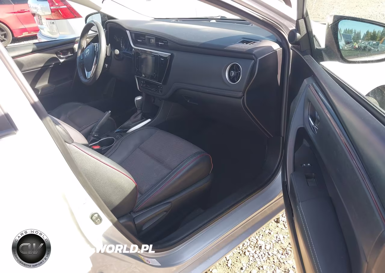 2017 Toyota Corolla Se Special Edition VIN:5YFBURHE1HP620472 - 18