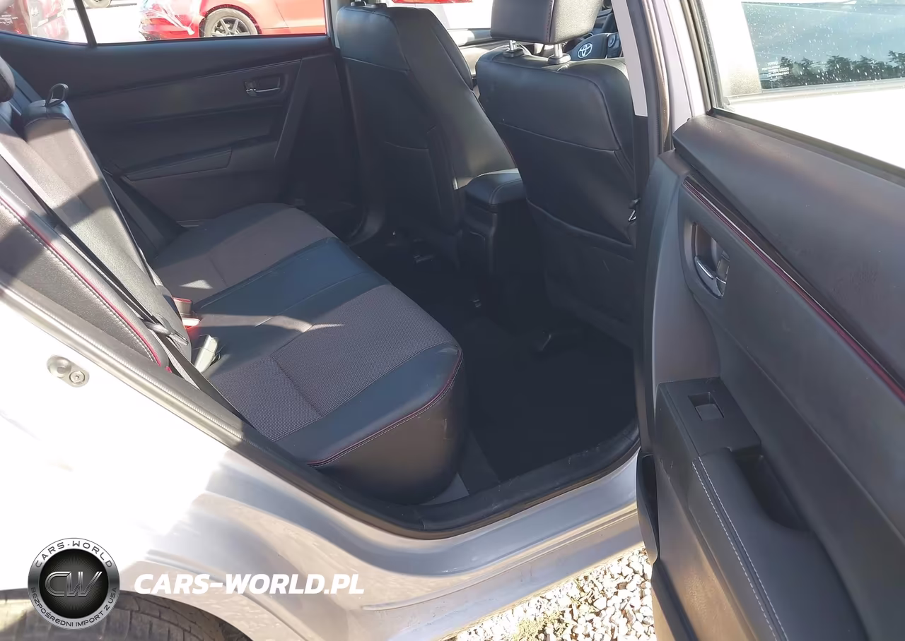 2017 Toyota Corolla Se Special Edition VIN:5YFBURHE1HP620472 - 19