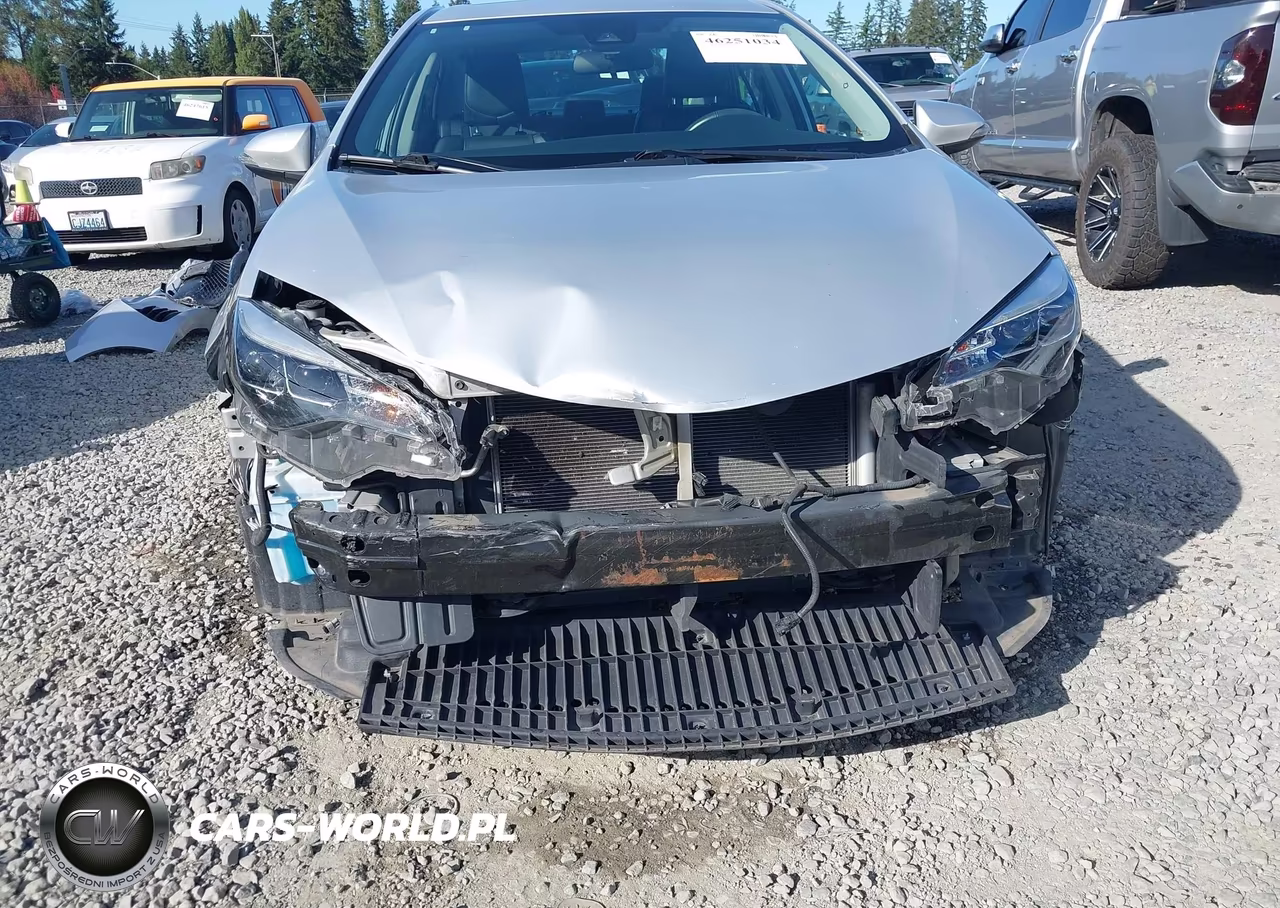 2017 Toyota Corolla Se Special Edition VIN:5YFBURHE1HP620472 - 6