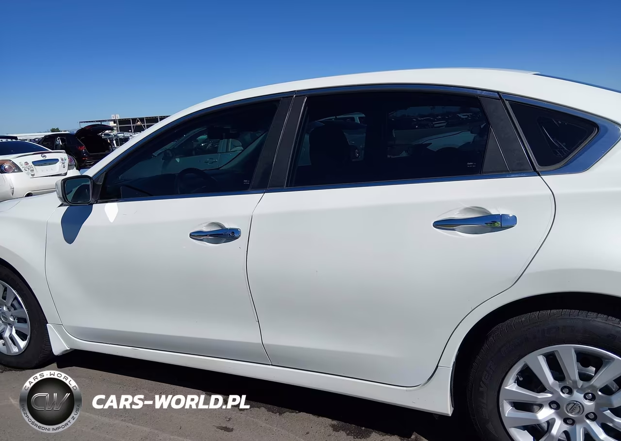 2015 Nissan Altima 2.5 S VIN:1N4AL3APXFN364873 - 15