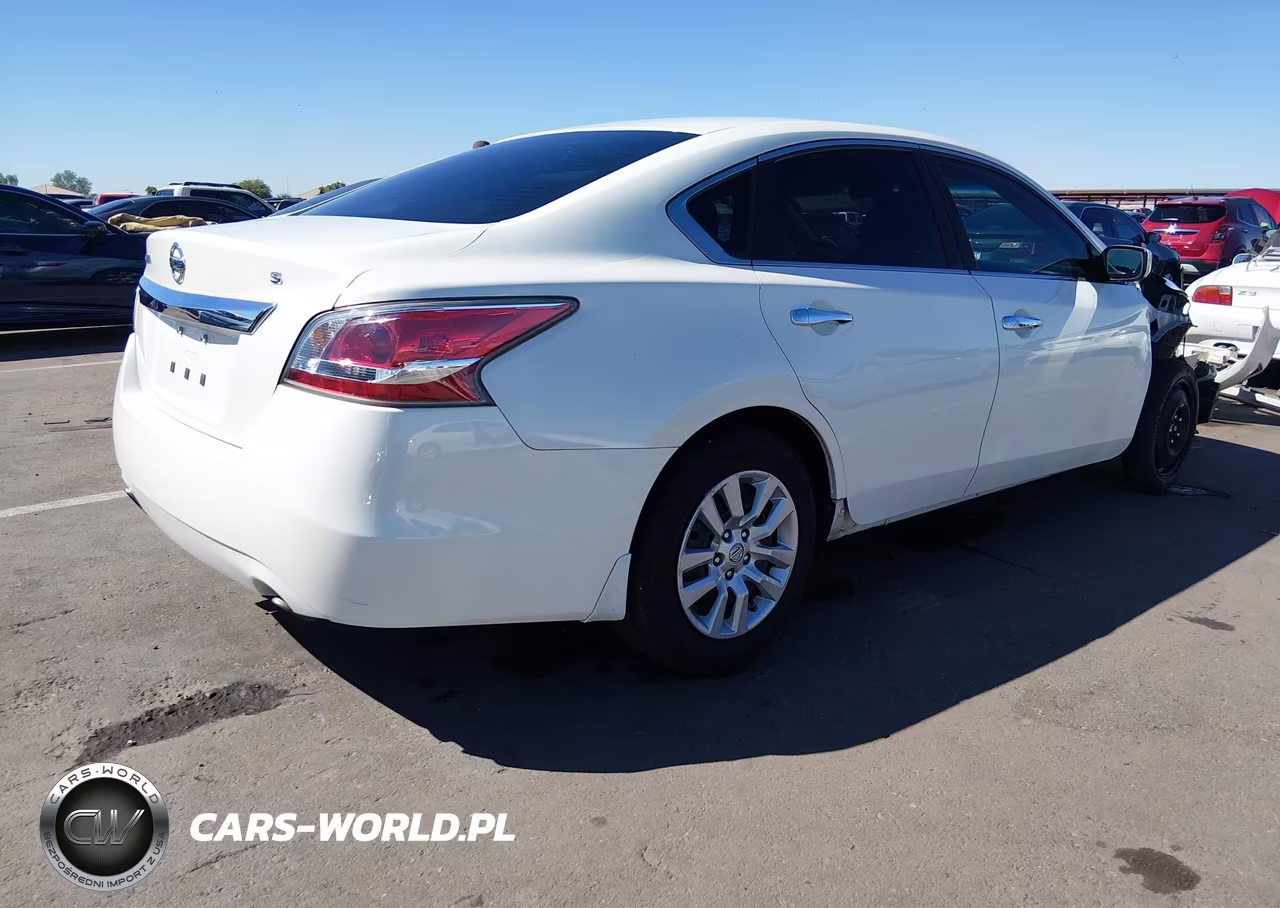 2015 Nissan Altima 2.5 S VIN:1N4AL3APXFN364873 - 4