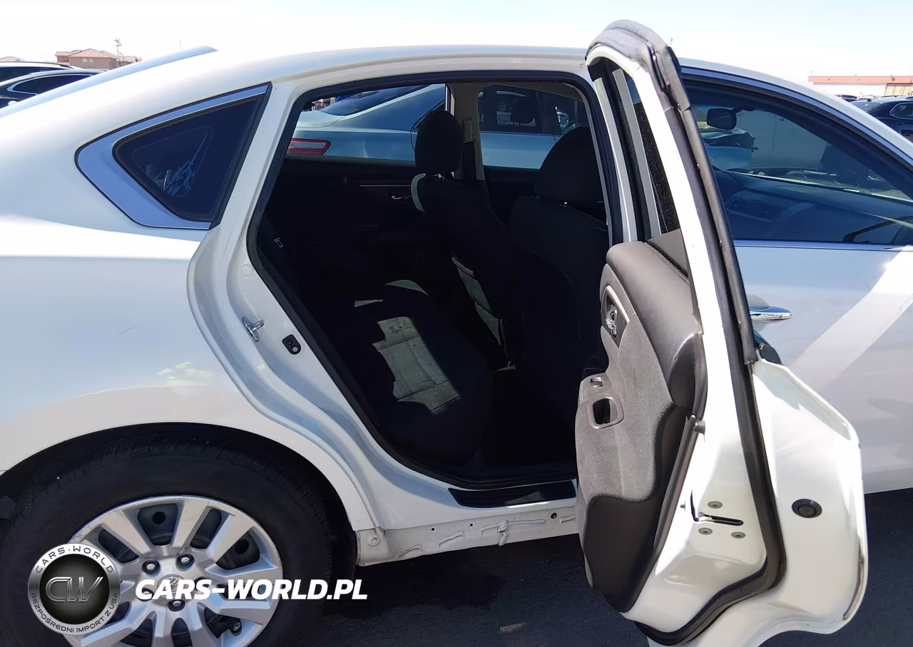 2015 Nissan Altima 2.5 S VIN:1N4AL3APXFN364873 - 8