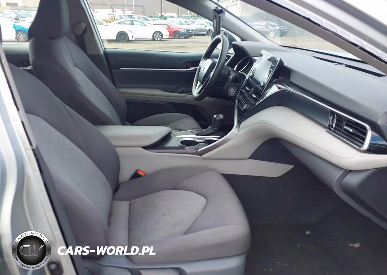 2021 Toyota Camry Le VIN:4T1C11AK9MU583839 - 5