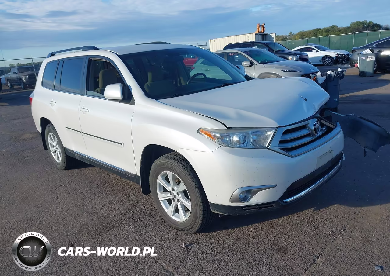 2013 Toyota Highlander Plus