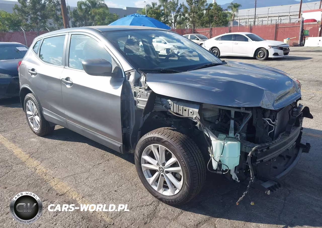 2019 Nissan Rogue Sport S – zdjęcie 1 z 18