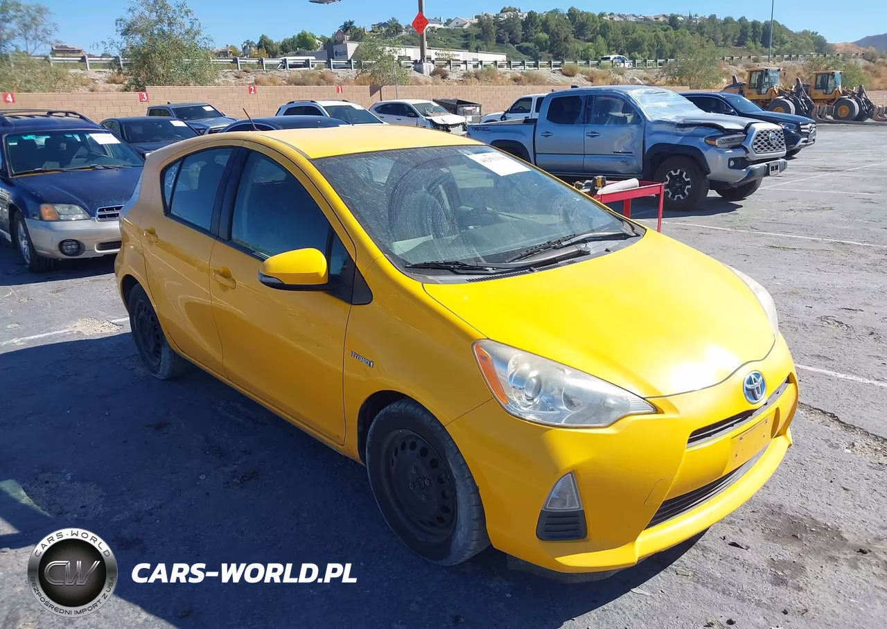 2014 Toyota Prius C Two