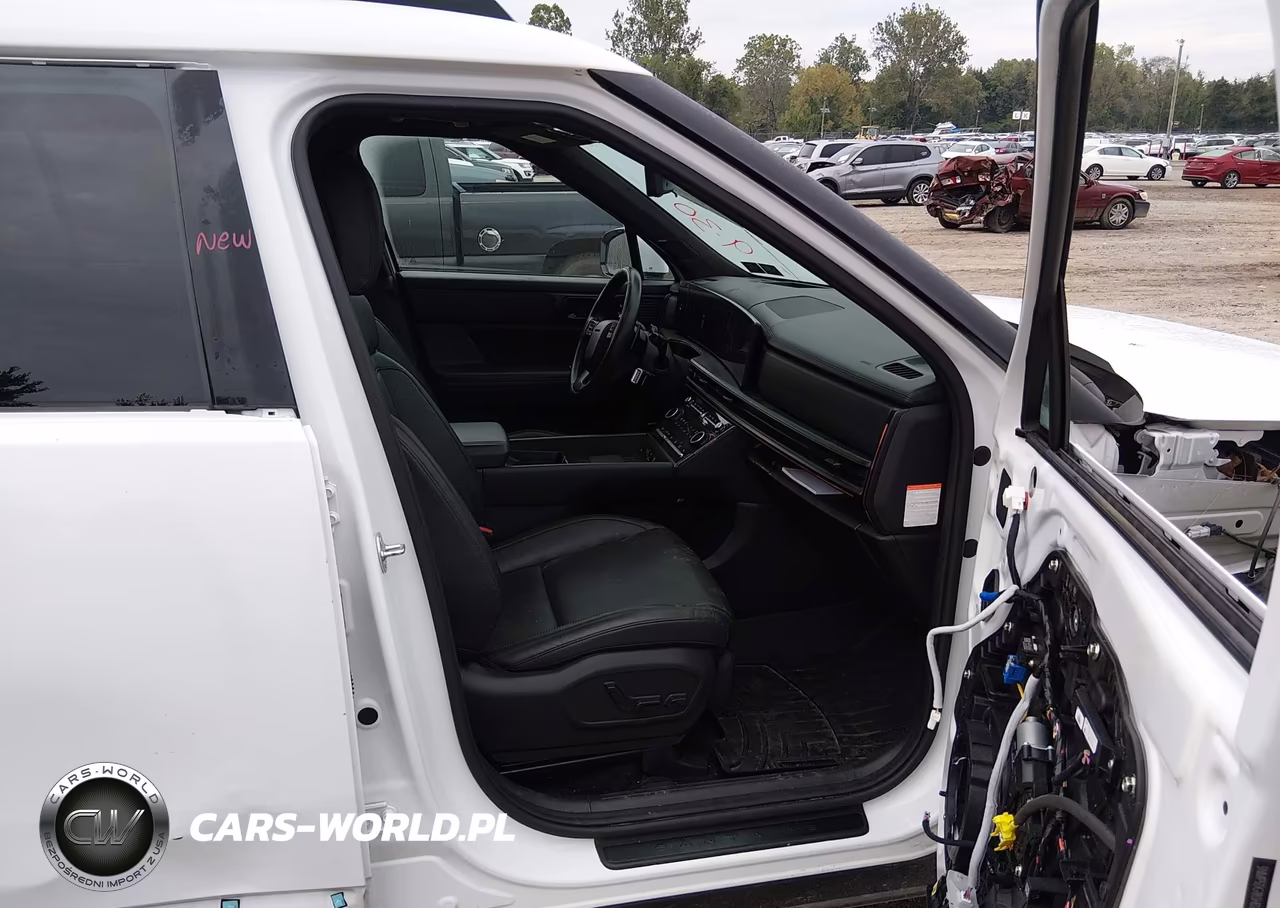 2025 Hyundai Santa Fe Hybrid Calligraphy VIN:5NMP5DG18SH026242 - 5