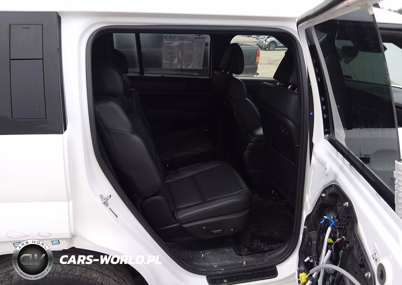 2025 Hyundai Santa Fe Hybrid Calligraphy VIN:5NMP5DG18SH026242 - 8