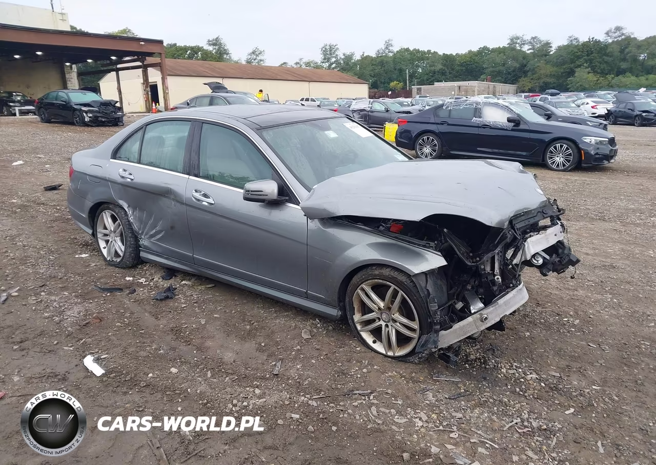 2013 Mercedes-Benz C 300 Sport 4Matic