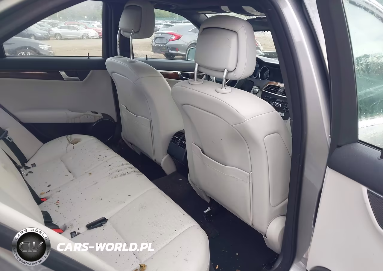 2013 Mercedes-Benz C 300 Sport 4Matic VIN:WDDGF8ABXDA844161 - 8