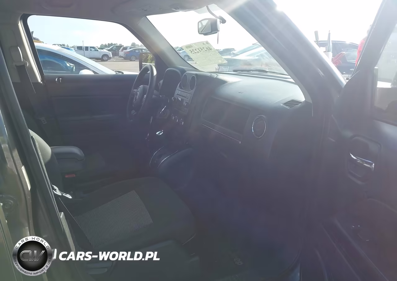 2015 Jeep Patriot Sport VIN:1C4NJPBB3FD171790 - 5