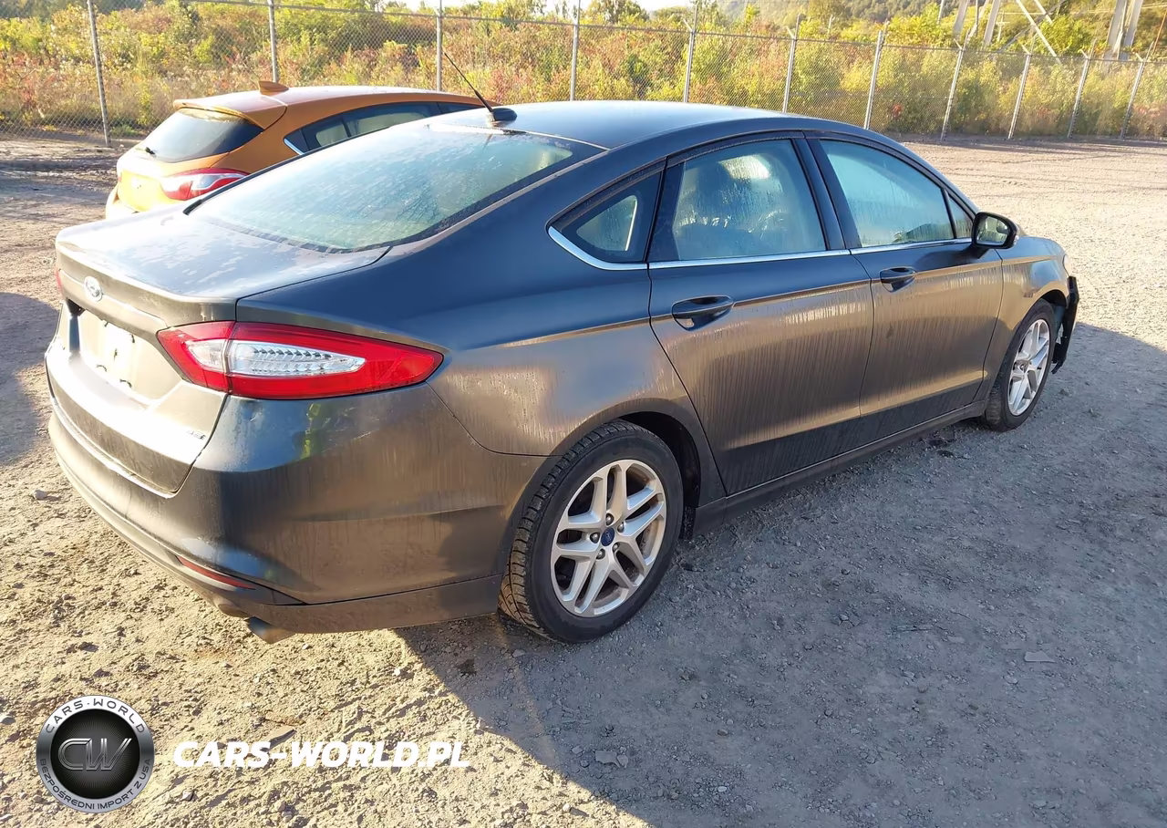 2015 Ford Fusion Se VIN:3FA6P0H73FR101216 - 4
