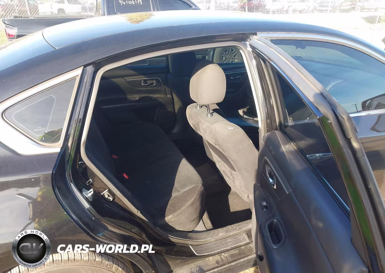 2015 Nissan Altima 2.5 S VIN:1N4AL3AP7FC450847 - 8