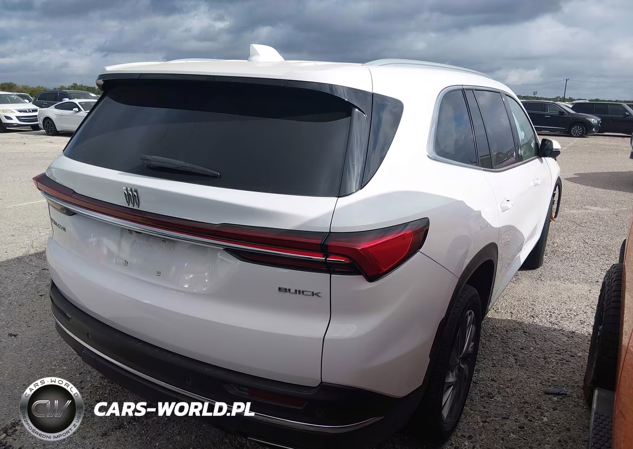 2026 Buick Enclave Preferred Fwd VIN:5GAERAKS2TJ134718 - 4