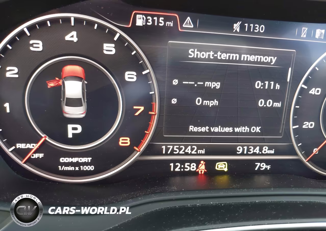 2017 Audi A4 2.0T Premium VIN:WAUENAF46HN070783 - 15