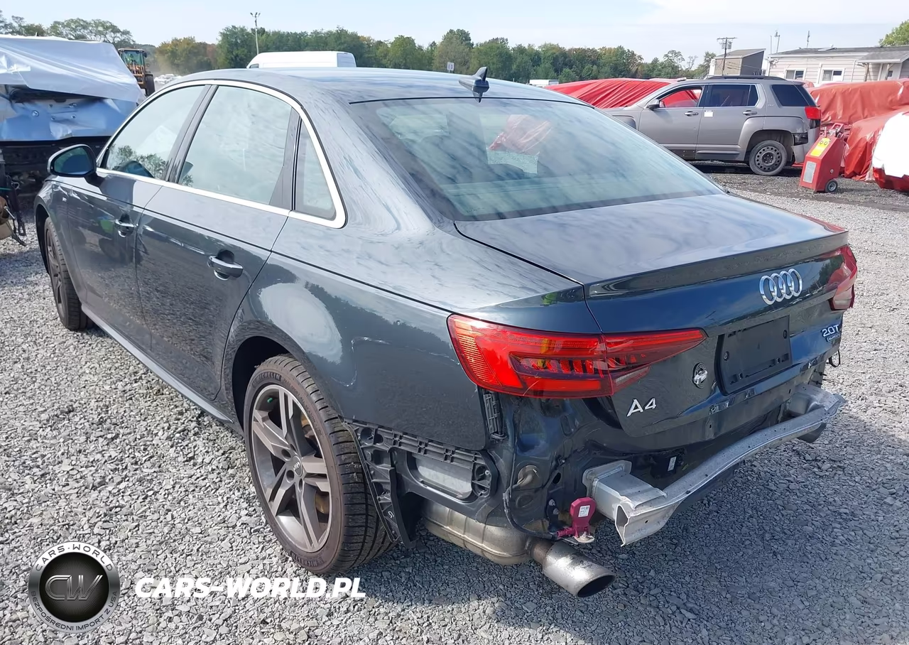 2017 Audi A4 2.0T Premium VIN:WAUENAF46HN070783 - 17